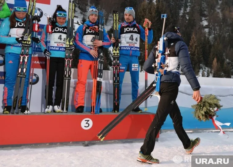 Обиженный Фуркад пытался уйти с цветочной церемонии