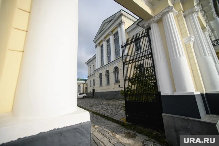 Мэрия арендует усадьбу за 37 миллионов рублей в год