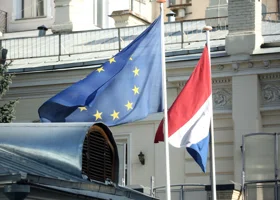 Премьер Нидерландов таинственно пропал перед своим выступлением на G20