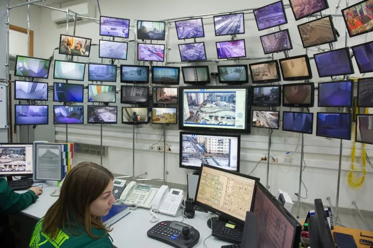 Объекты компании "Ренова" в Екатеринбурге и Верхней Пышме, система безопасный город, видеонаблюдение