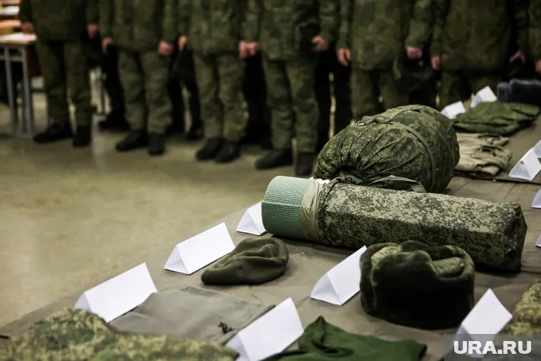 Общение с военкоматами станет проще, сказал Дмитрий Перминов