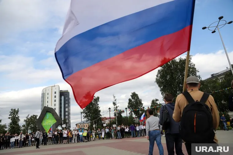 Жители Александровска не хотят объединять школы