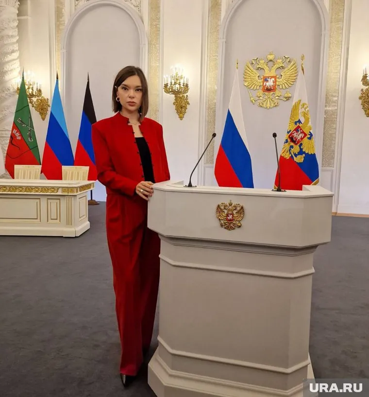 Анна Ревякина выступила в Екатеринбурге с рассказами о российском Донбассе