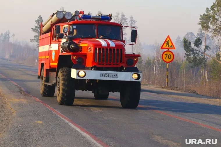 В Свердловской области за сутки ликвидировали 18 пожаров