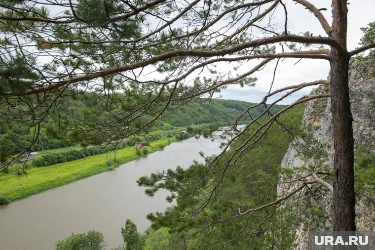 Тело ребенка в реке так и не нашли