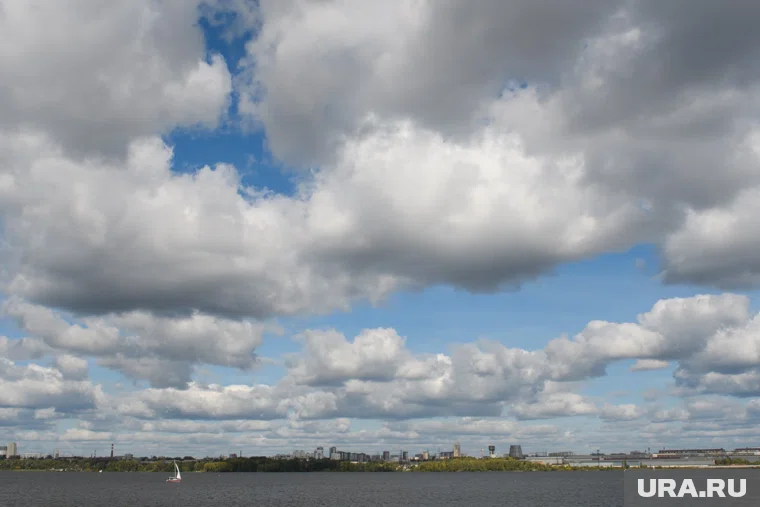 Ветер юго-западный со скоростью 3 м/с