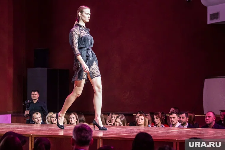 К участию в показе приглашают женщин ростом от 164 до 180 см