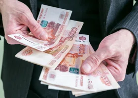 Директор пермского завода рассказал о зарплатах в промышленности