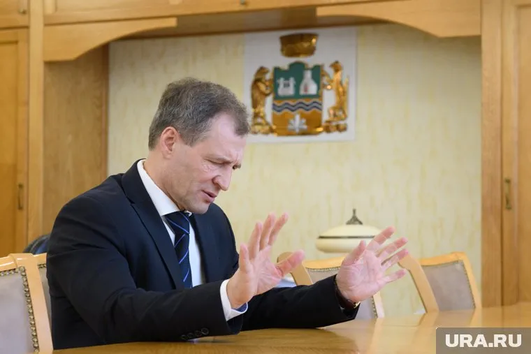 Игорь Володин закрыл глаза на важную статью регламента думы Екатеринбурга