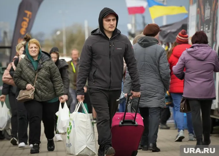 Временная защита для украинских беженцев, которую предоставил ЕС, закончится в марте 2025 года