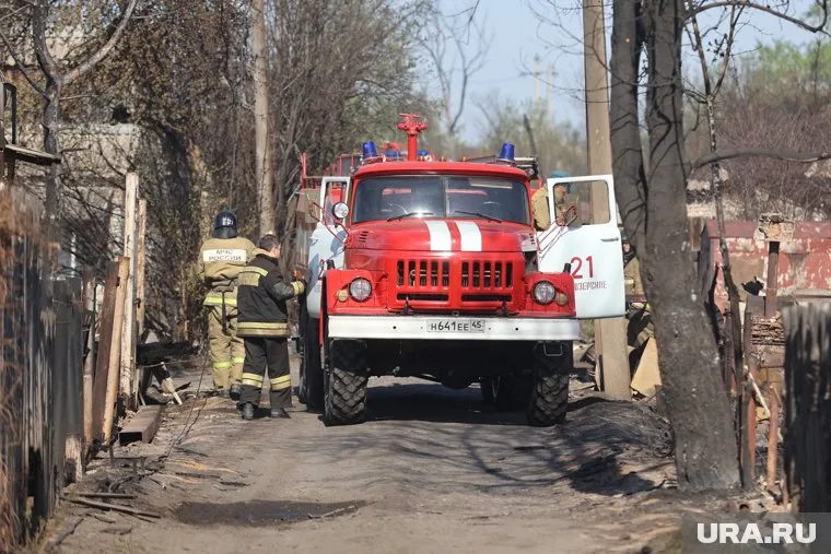 По данным курганских групп, пожарные в селе Звериноголовского округа находятся в плохих условиях