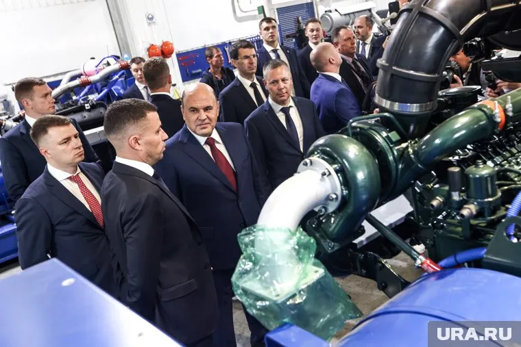 Власти России помогли крупным предприятиям адаптироваться к работе в условиях санкций, заявил премьер-министр РФ Михаил Мишустин