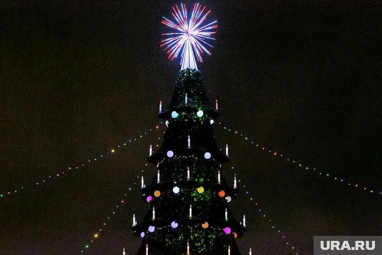 Возведение ледового городка должно быть завершено не позднее 23 декабря