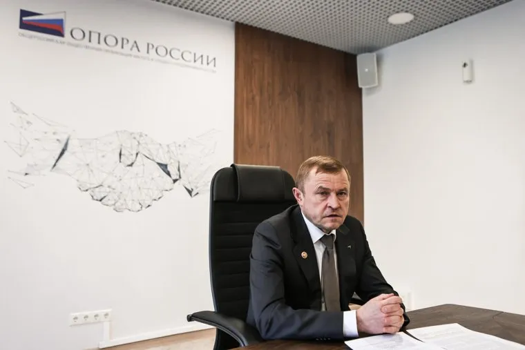 Александр Калинин во время интервью. Москва