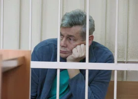 Сдавшийся властям челябинский экс-замгубернатора остался в СИЗО до Нового года