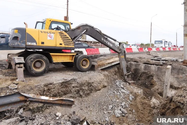 Депутат Иван Камшилов хочет обратиться в УФАС из-за ремонта Некрасовского моста