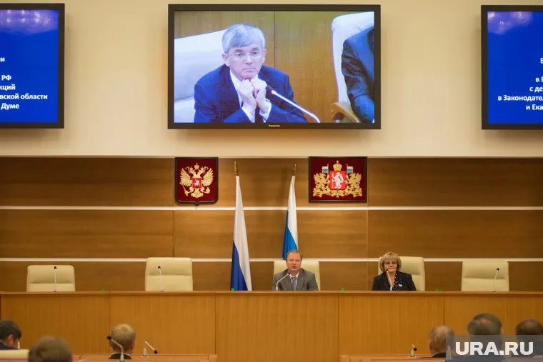 Самопрезентация госдумца Александра Петрова касалась всего на свете