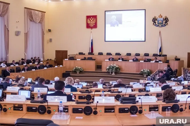 ЕР в новом составе облдумы представит 38 депутатов