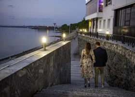 Отдых в бархатный сезон: куда жители ЯНАО поедут осенью и сколько за это заплатят