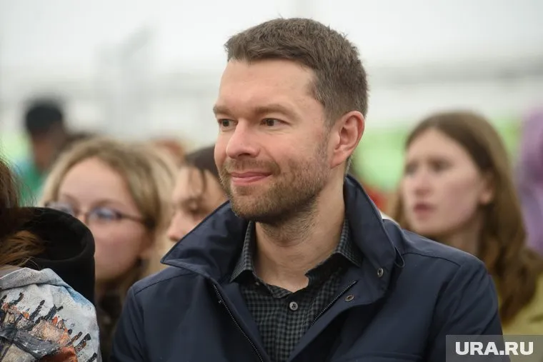 Алексей Вихарев постоянно поддерживает Церковь