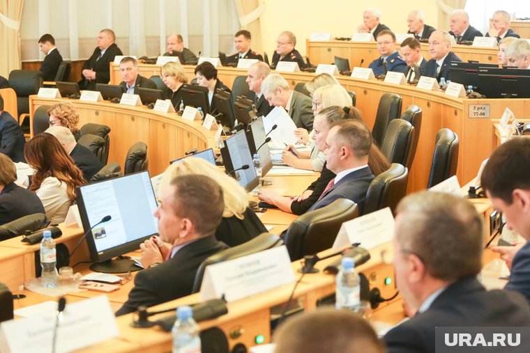 В Тюменскую облдуму планируют завести четырех участников СВО