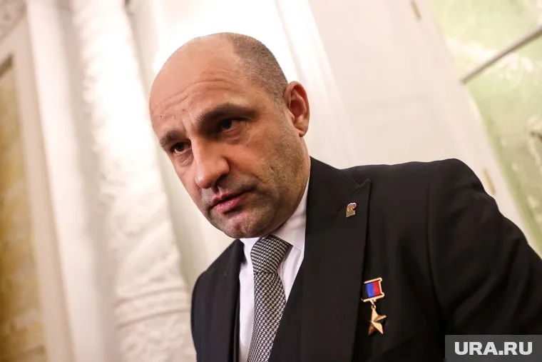 Артем Жога начал визит в Челябинск со встречи с Алексеем Текслером