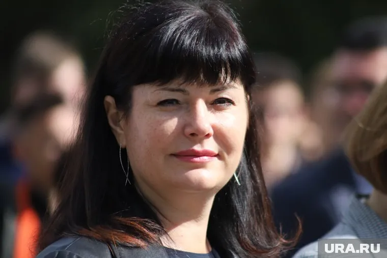 За месяц Елена Ситникова смогла приблизиться к Руслану Кухаруку по количеству упоминаний в СМИ