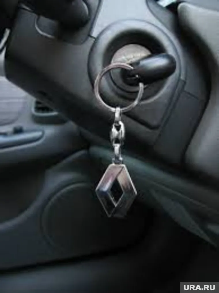 Подростки крали машины, в которых водители оставляли включи в замке зажигания