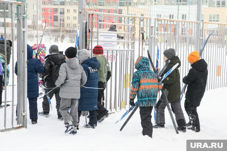 Спортшколы предоставляют своим ученикам инвентарь