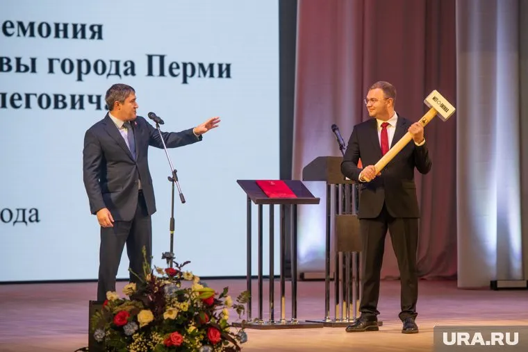 Кувалду (молот) изготовили по заказу Дмитрия Махонина на заводе