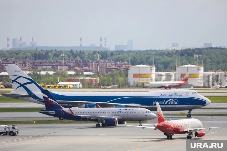 Некоторым предлагают переоформить билеты