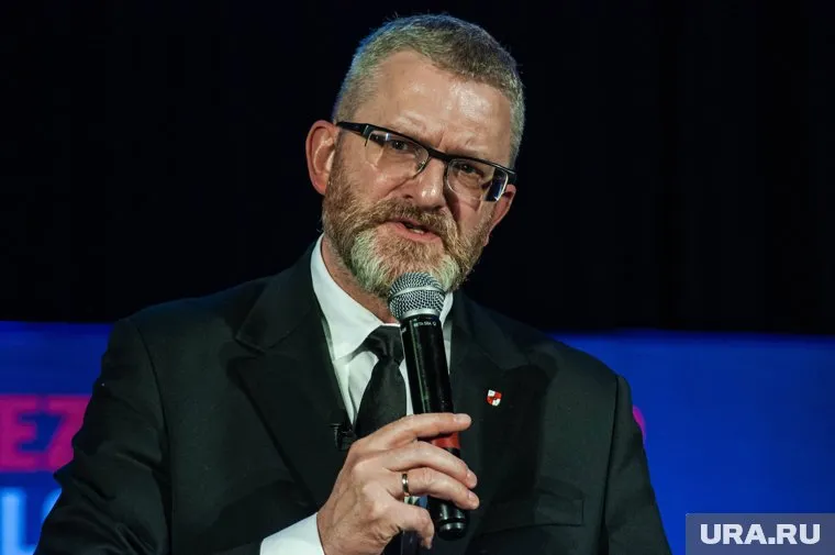 Браун назвал ЕС враждебной организацией