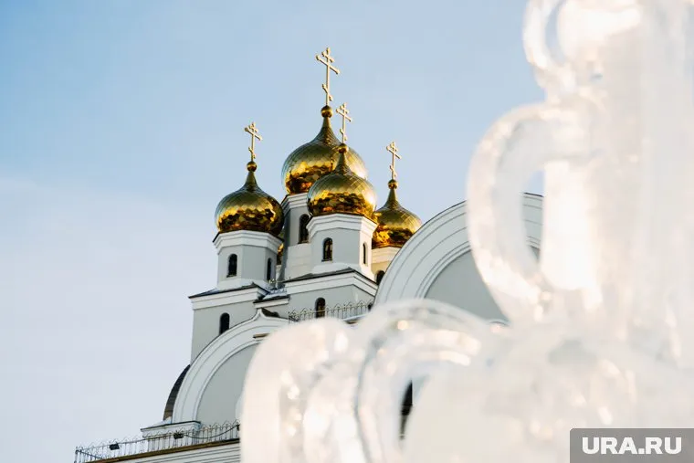 По народному календарь, 21 января поднимают тост за будущих женихов