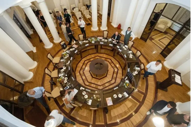 Премия «Твердые знаки» основана на исследовании интереса аудитории к событиям и брендам Екатеринбурга