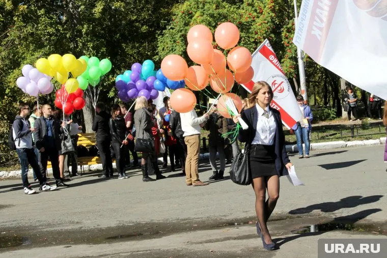 Мероприятия, связанные с Днем молодежи должны были пройти 26 и 27 июня