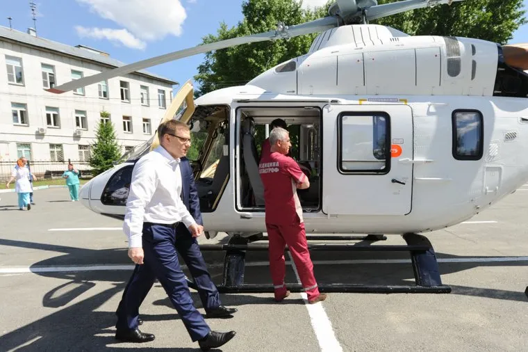 Вертолет санитарной авиации. Медицина катастроф. Челябинск