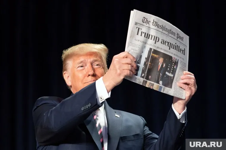 Трамп собирается объявить новый пакет санкций против России, считает обозреватель Bloomberg