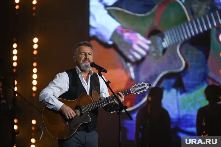 Билеты на концерт Агутина и Варум продавали за 50 тысяч рублей