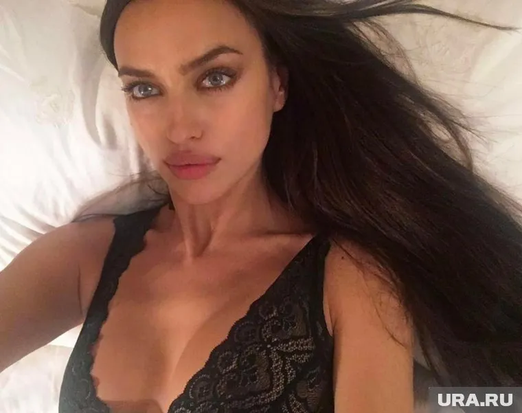 Ирина Шейк разоткровенничалась с журналистами