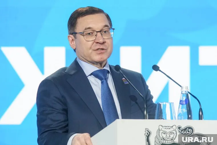 Якушев подчеркнул, что в основе силы и авторитета партии — ее первичные партийные организации