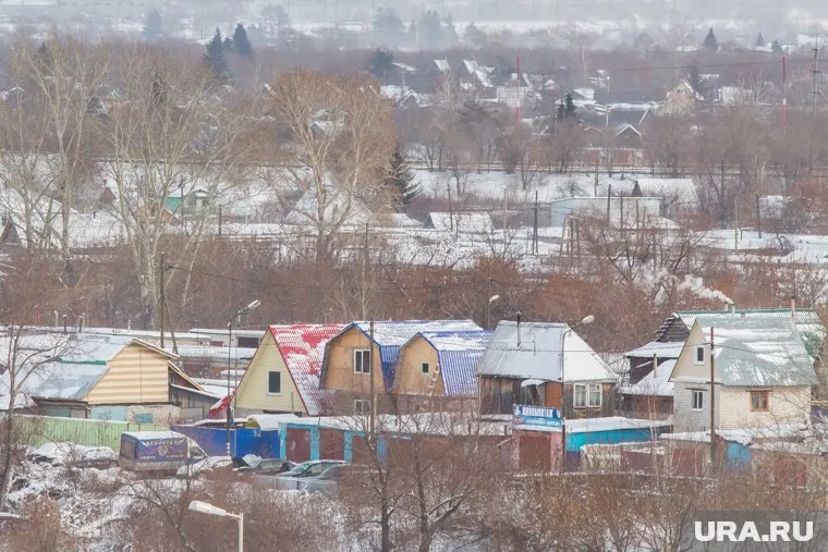 Вице-спикер ГД предложил сообщать семьям владельцев о риске потери участка