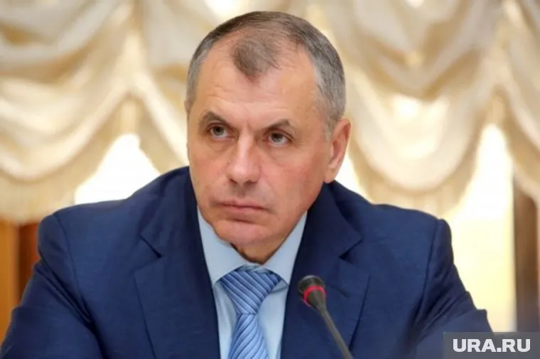 Глава парламента Крыма Константинов выступил за моральную мобилизацию общества