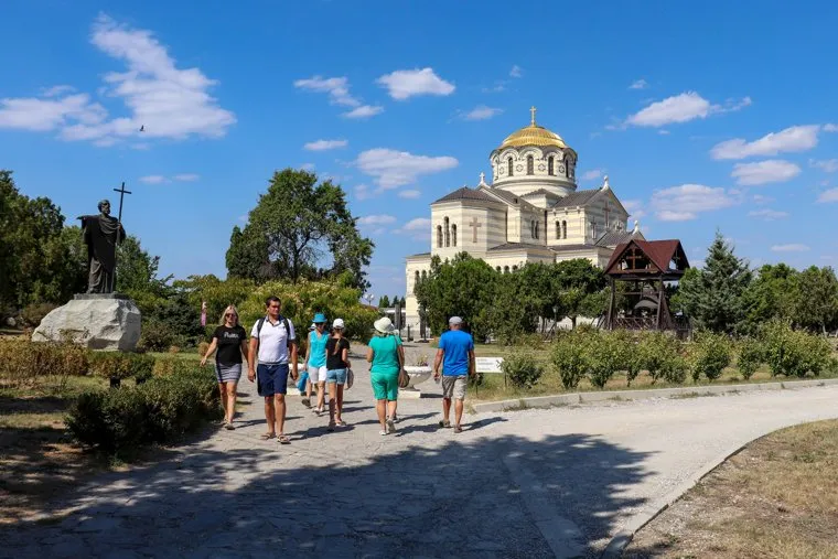 Черноморский флот, Крым и летний отдых. ХМАО