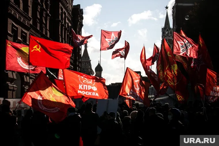 Тиктокер решил стать депутатом от КПРФ