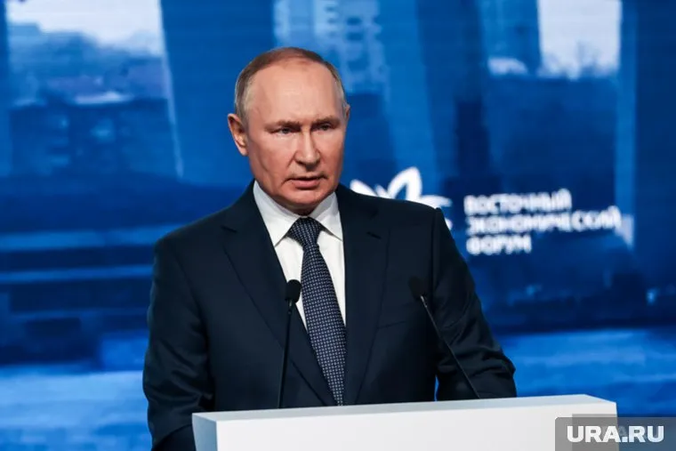 По словам Пескова, подавляющее большинство россиян полностью поддерживает Владимира Путина и цели СВО