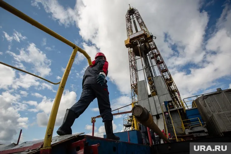 Страны Запада придумывают способы закупки российской нефти по заниженным ценам