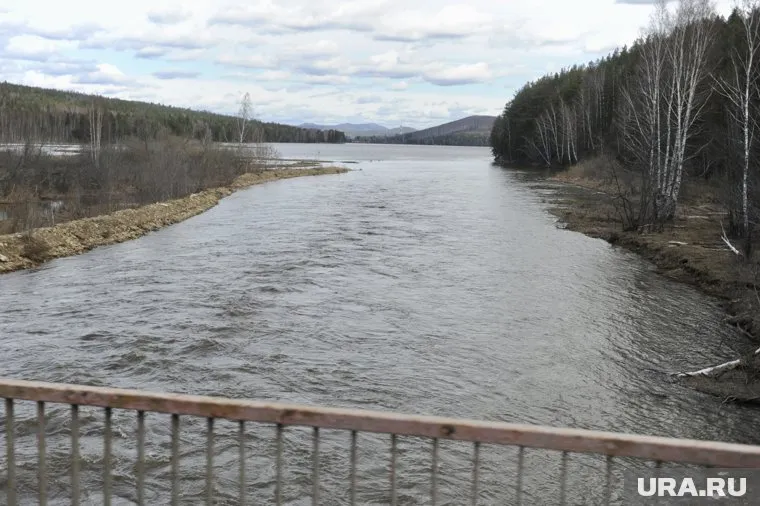 Уровень воды за ночь поднялся на метр