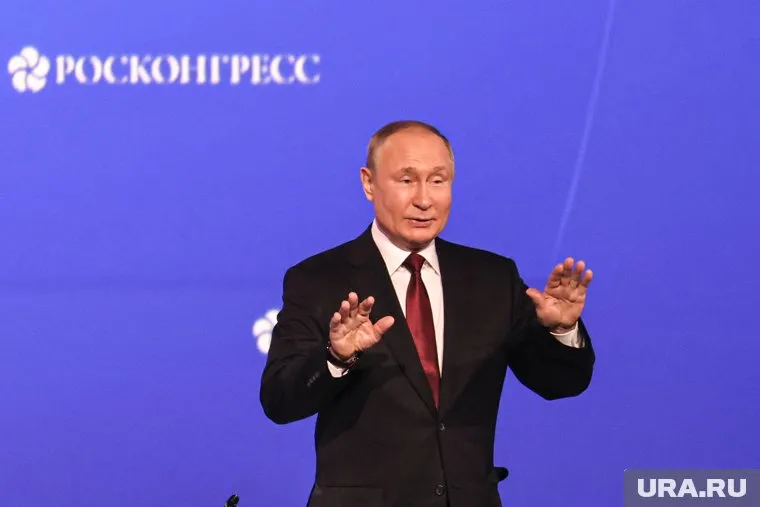 Действия недружественных стран удалось минимизировать, заявил Владимир Путин