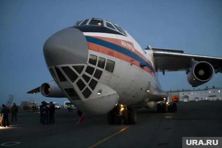 Лесные пожары в ХМАО тушили ИЛ-76, который принадлежит МЧС России