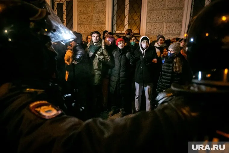 С каждой несанкционированной акцией количество митингующих было бы все меньше